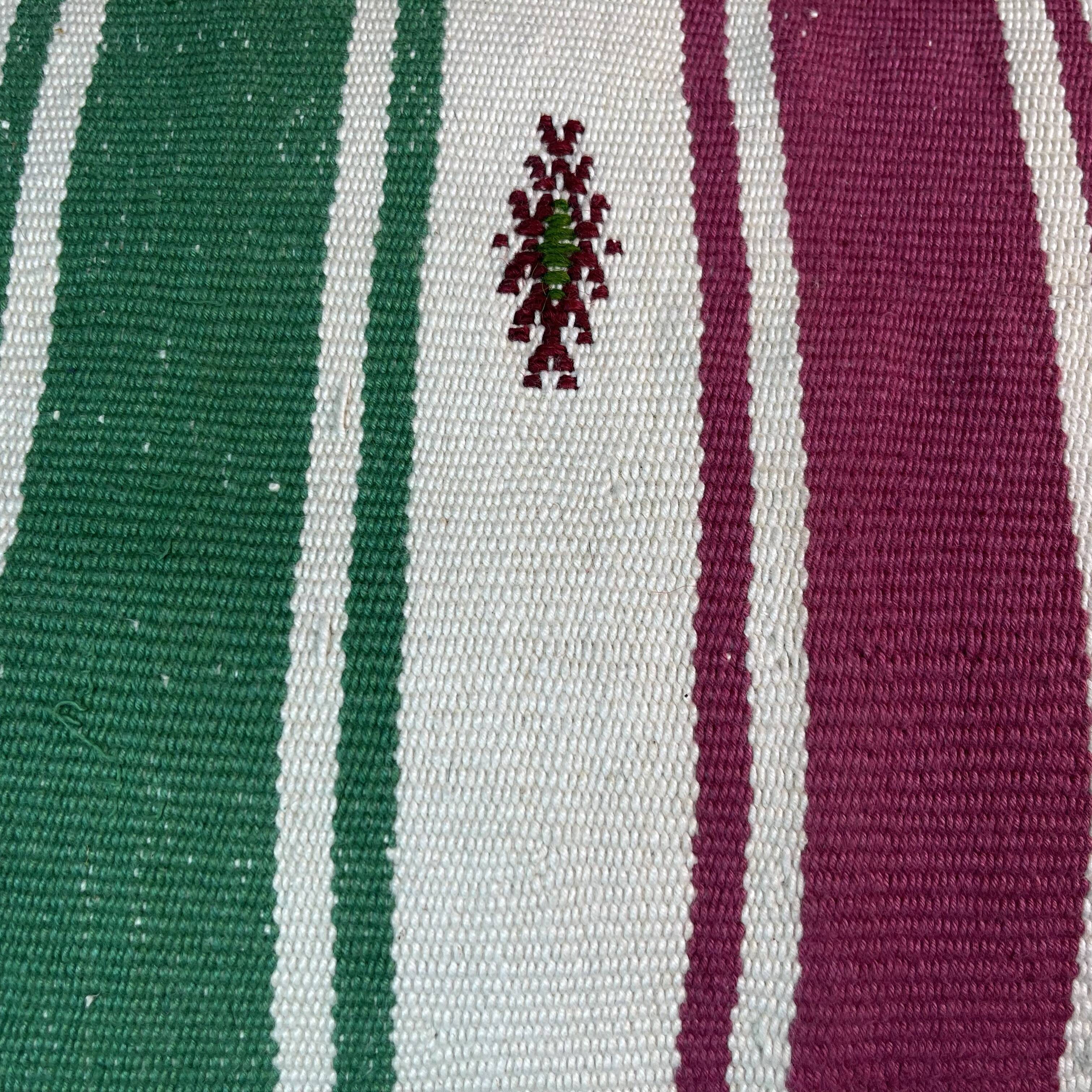 Vintage turkish kilim cushion cover , 40 x 60 cm