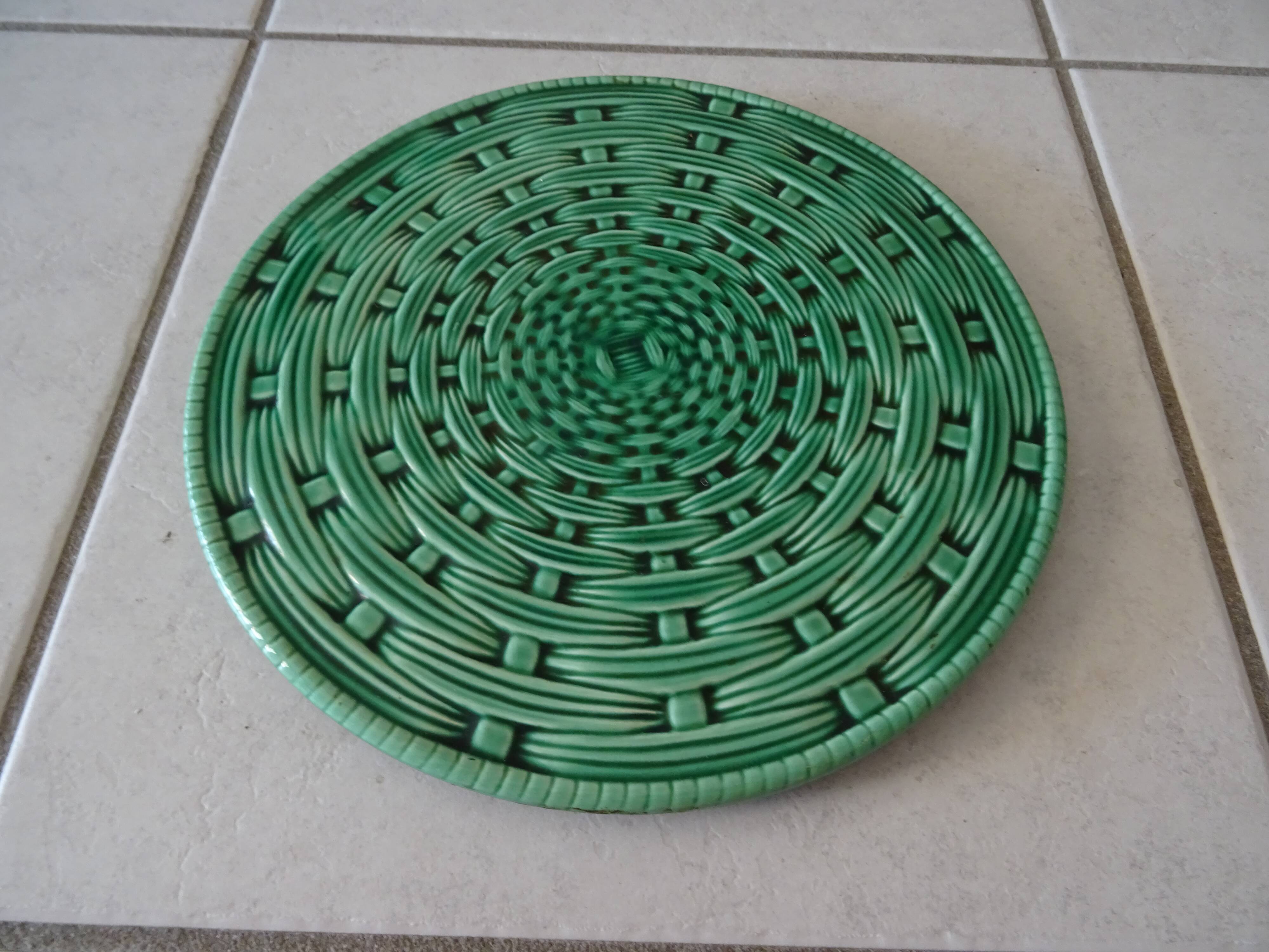 Cake dish pattern basketry earthenware Sarreguemines France