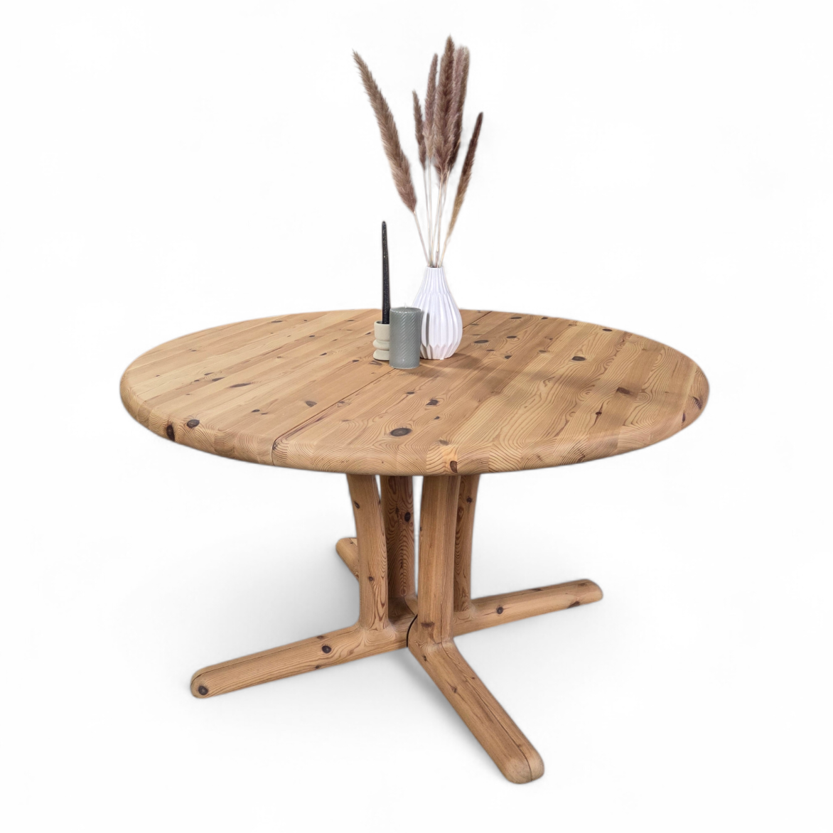 Dyrlund, vintage 1960s XXXXL extendable Danish dining table