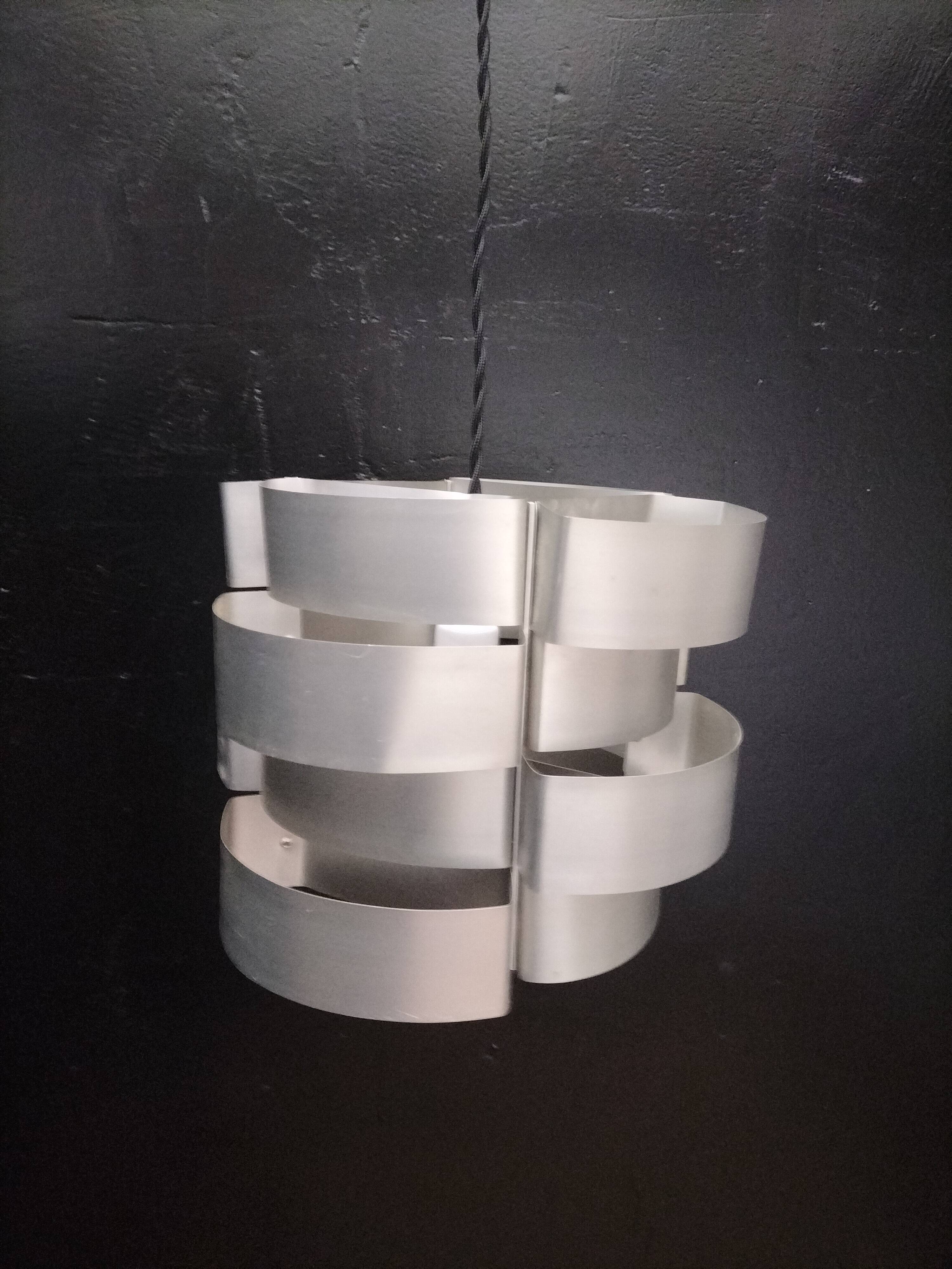 Max sauze pendant light