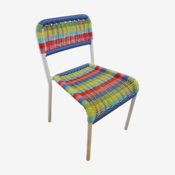 Scoubidou chair for children