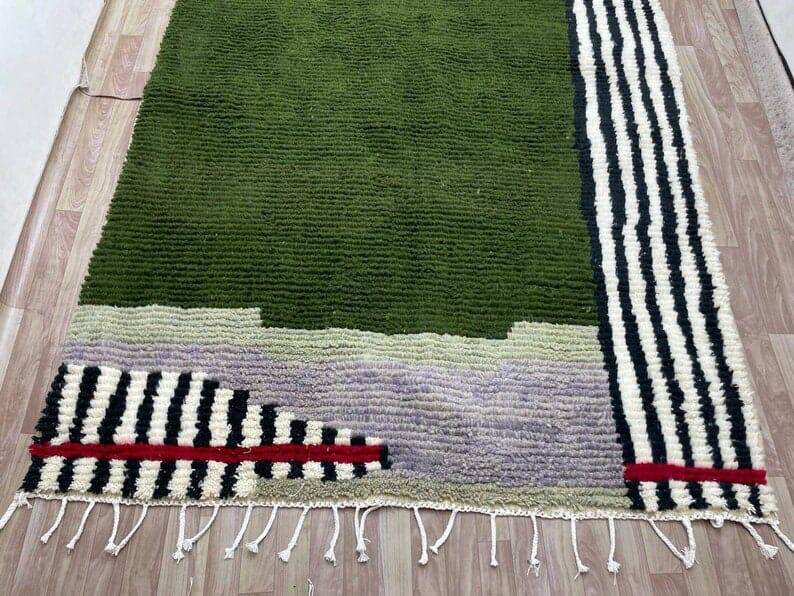 Pure wool rug with colourful patterns, size 1.5/2.6 m.