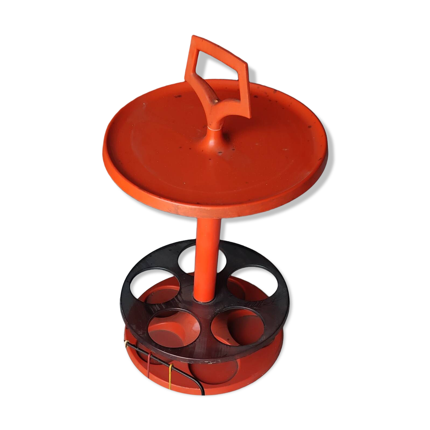 Deserted vintage mini bar