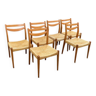 Set of 6 Vintage Scandinavian Chairs