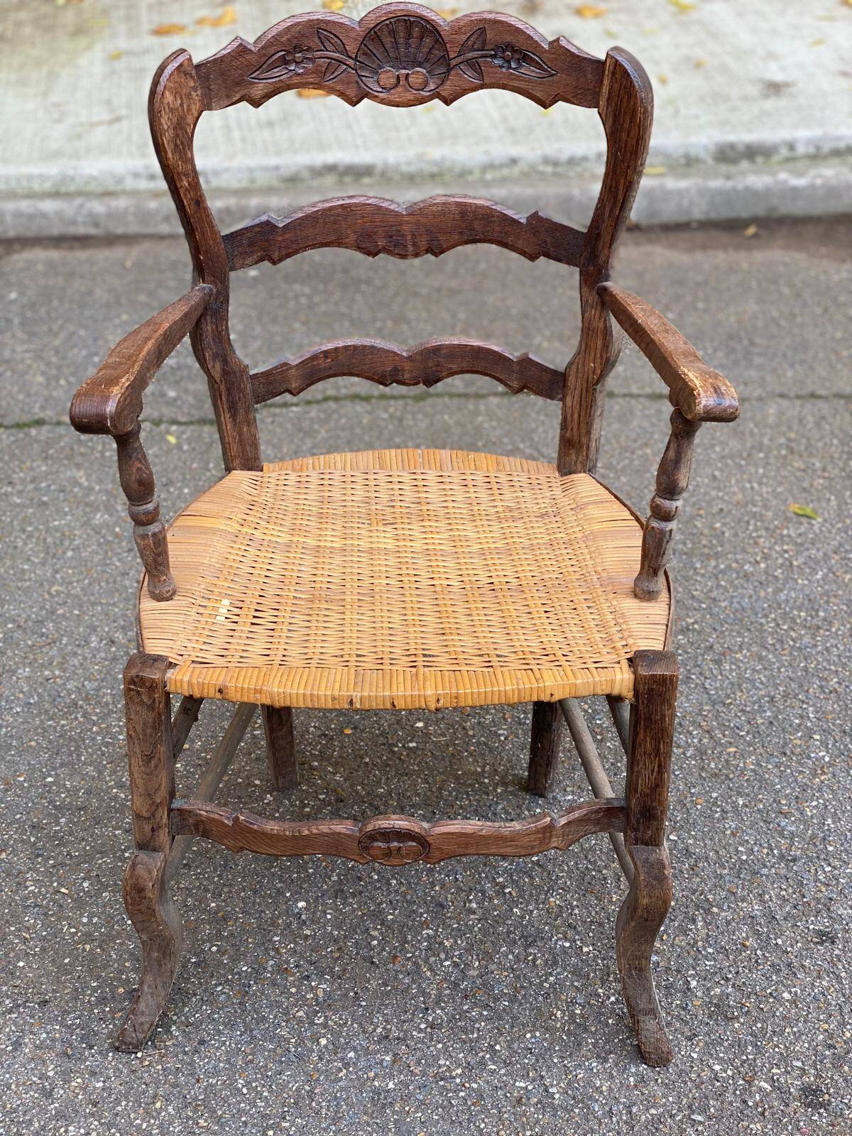 19th century Louis XV style office chair in solid wood and rattan