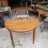 Oval table