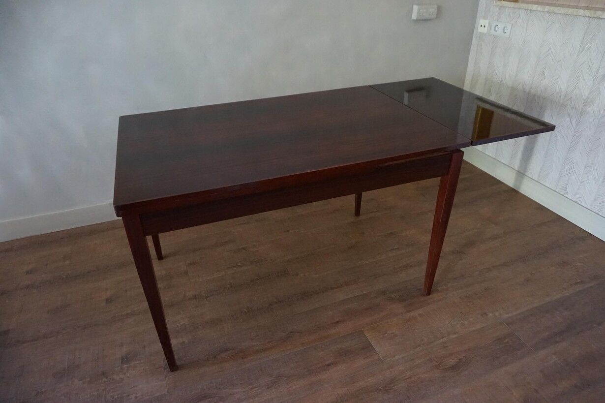 Rosewood extendable dining table, extended 189cm