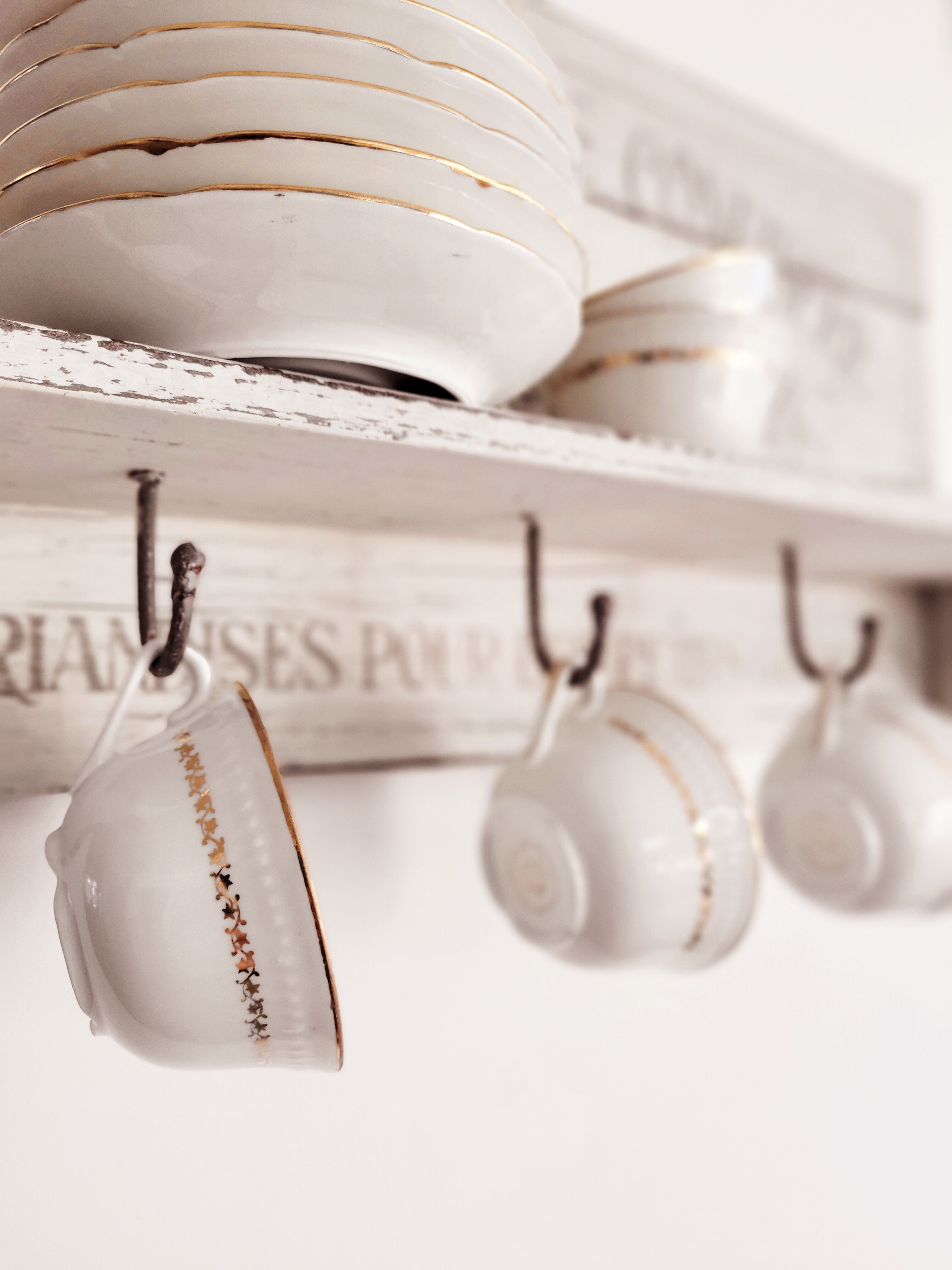 cups and saucers porcelain Vierzon