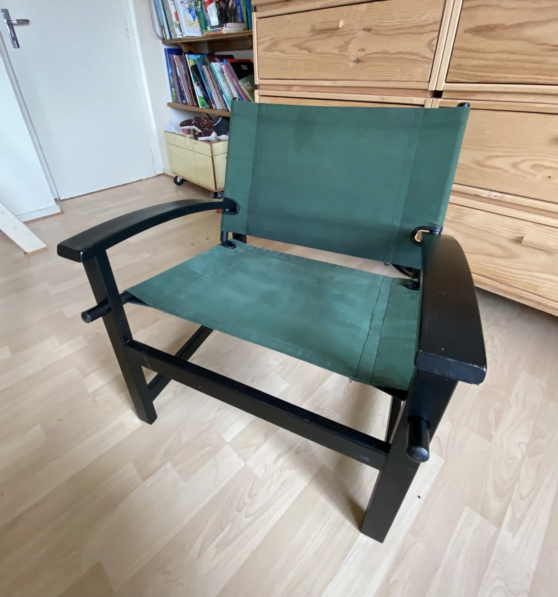 Paire de fauteuils Hyllinge Mobler modèle safari