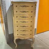Vintage chest of drawers