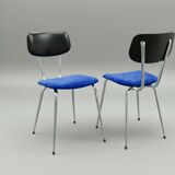 Chrome chair from the 70s – seat in electric blue velvet.