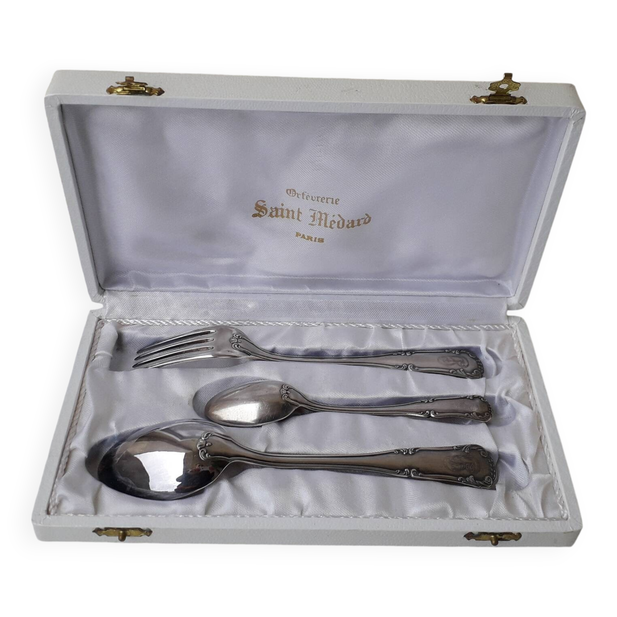 Silver metal cutlery