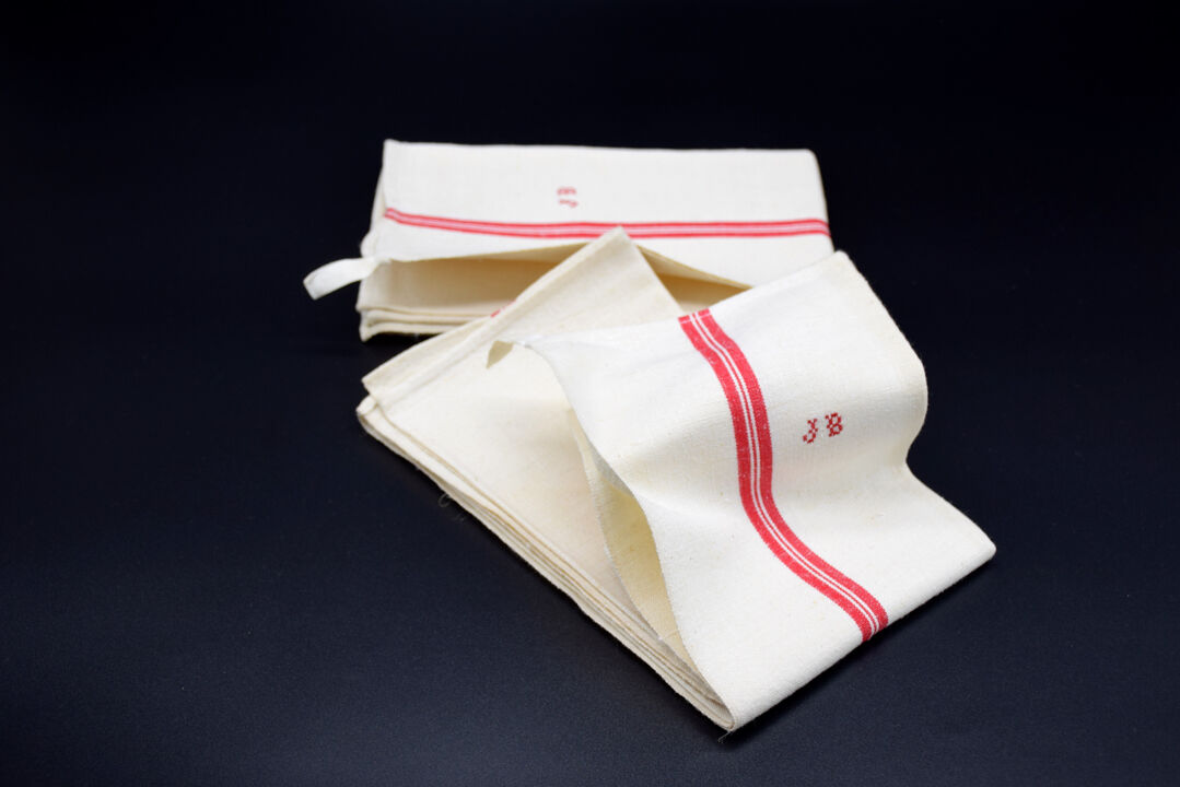 Old nineteenth tea towel