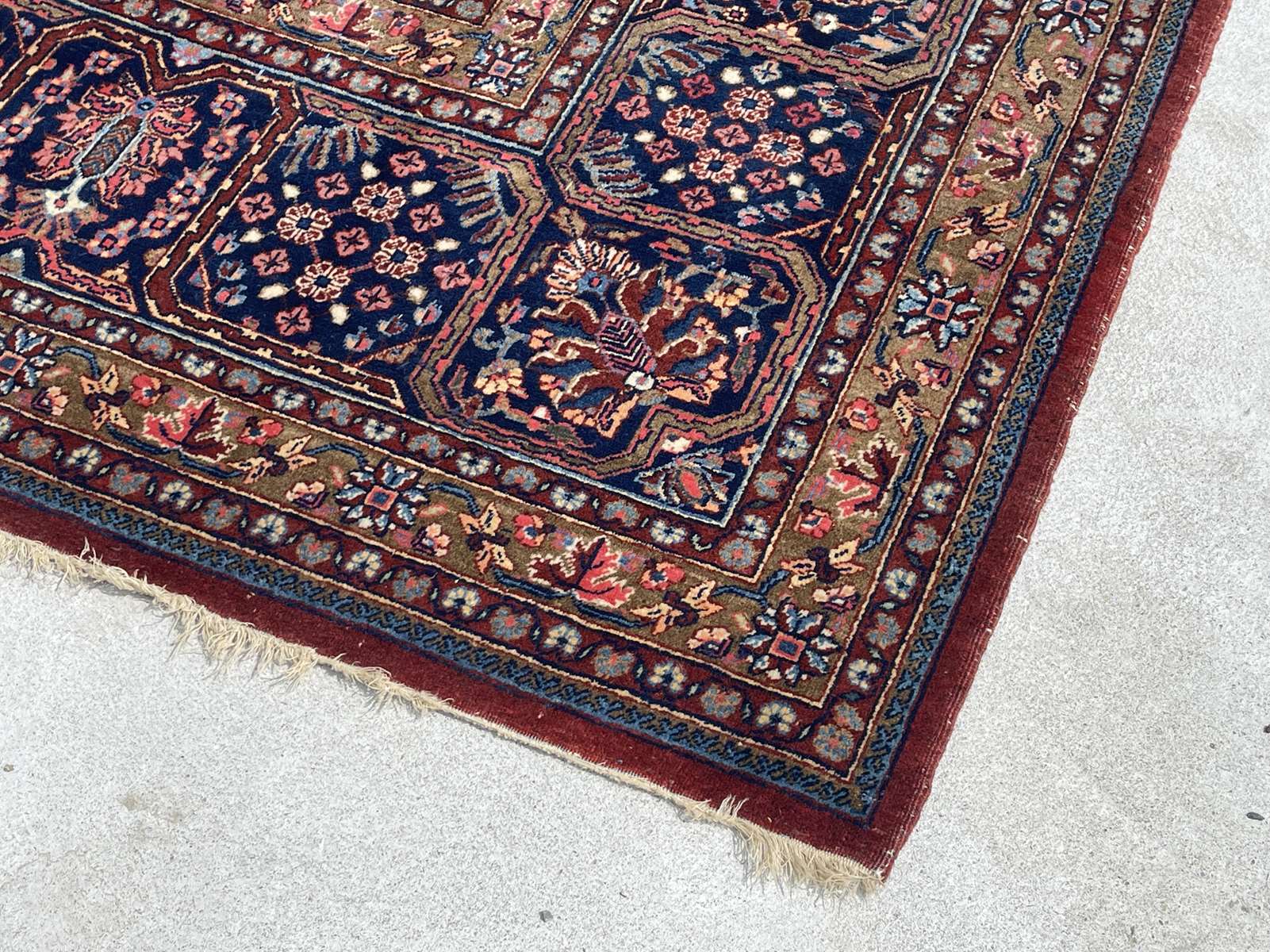 handmade wool Iranian rug