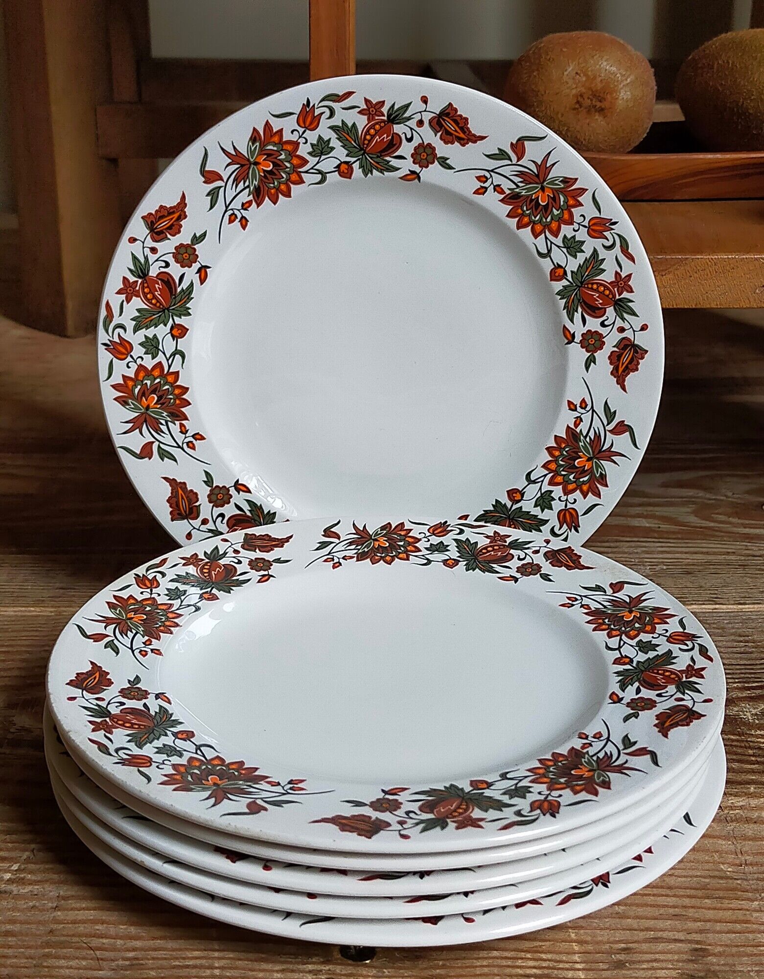 Six vintage English fine porcelain dessert plates
