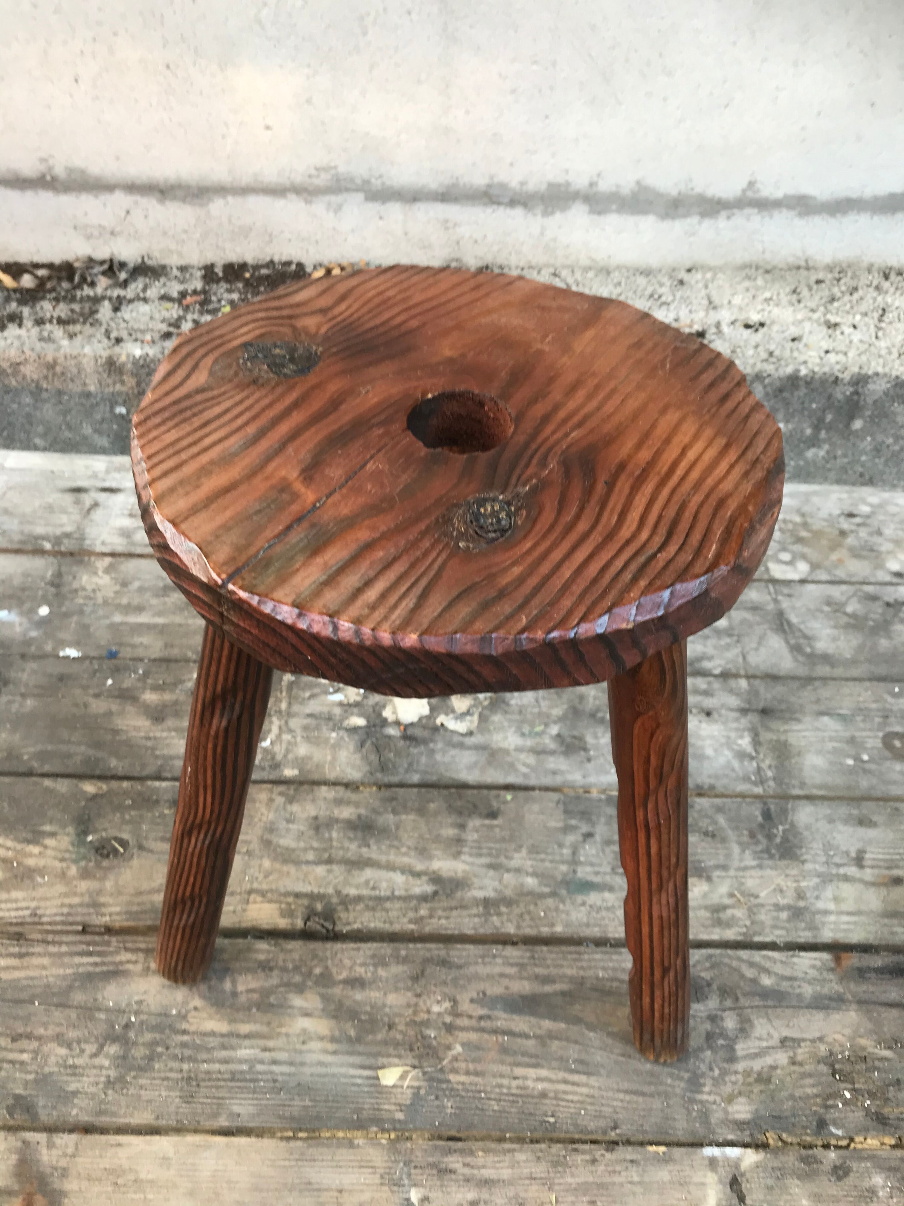 Old walking tabouret feet tripodes vintage wood