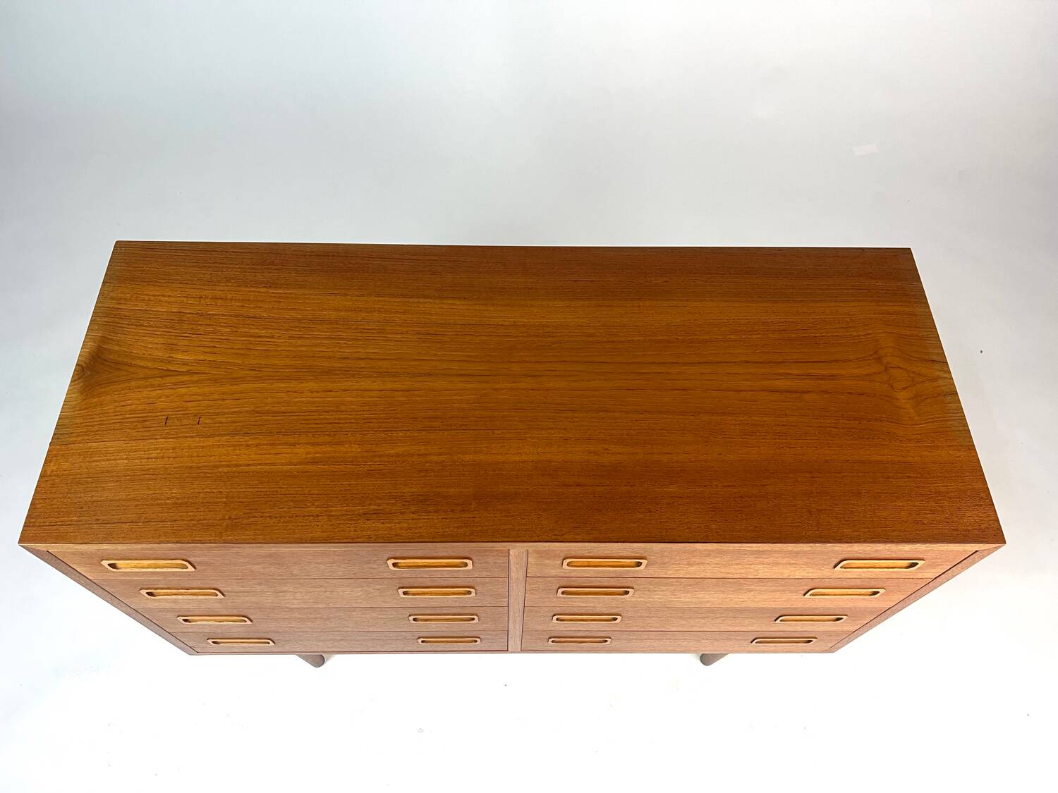 Danish Teak Sideboard Dresser Chest of Drawer by Poul Hundevad - 1960s Design Mid-Century