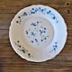 4 assiettes plates Arcopal Myosotis