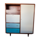 Armoire vintage en bois rouge style scandinave