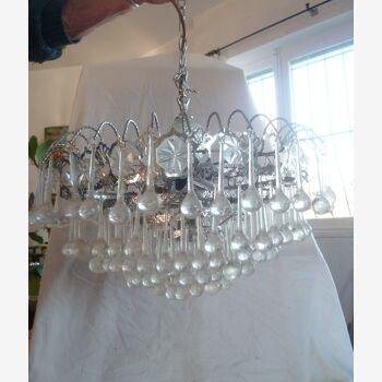 Round 3-light chandelier