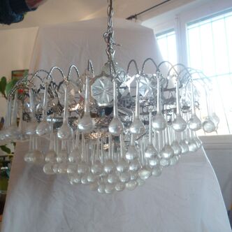 Round 3-light chandelier