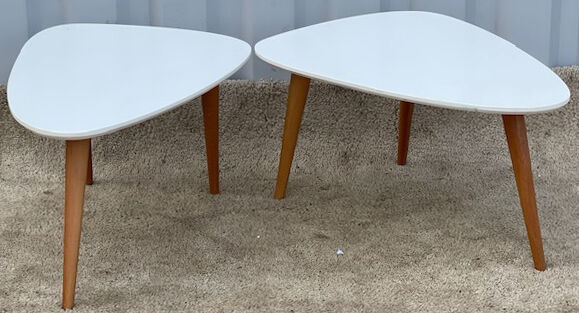 Paire de tables basse de style vintage