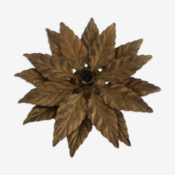 Vintage flower sconce