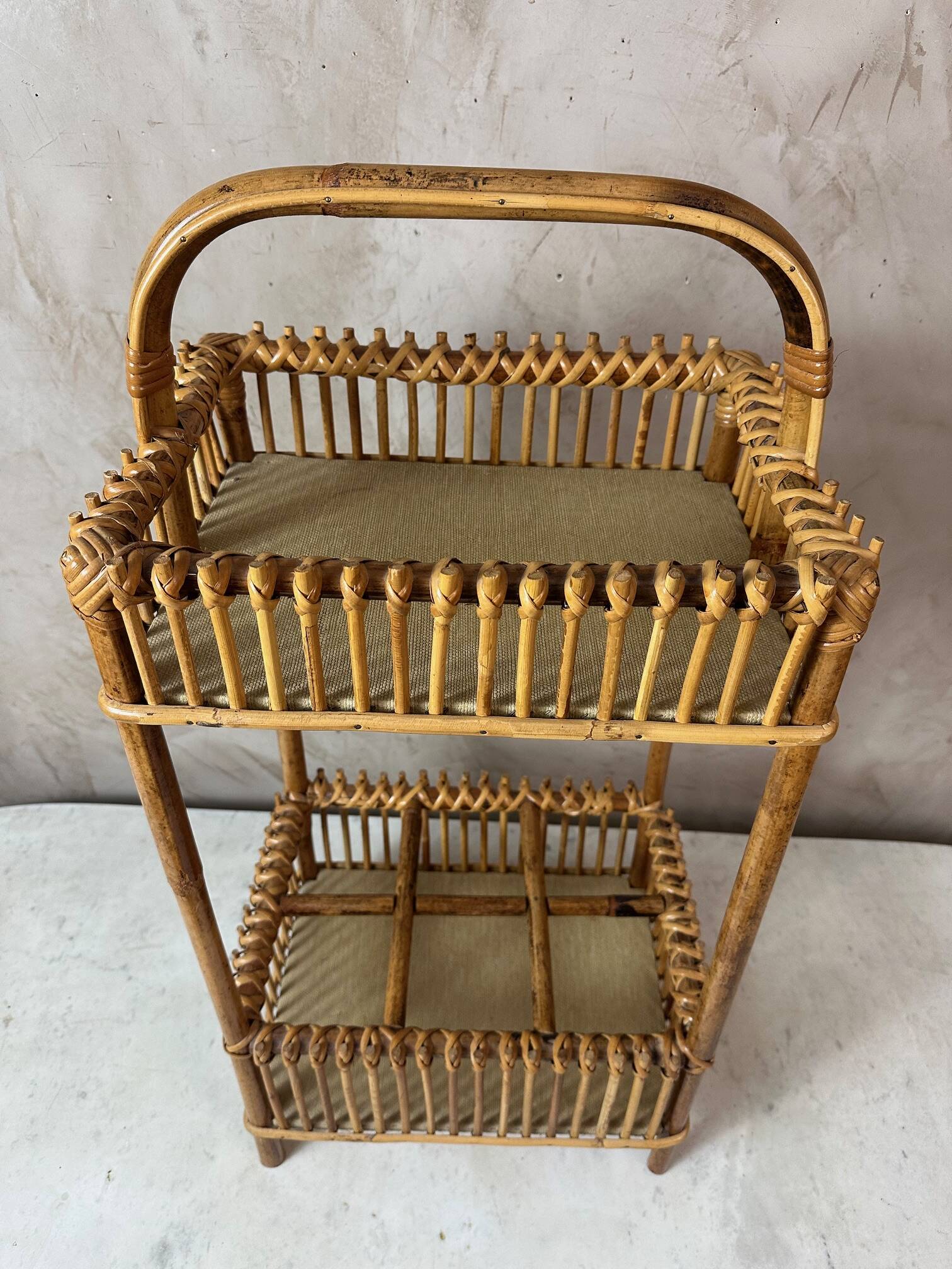 Rattan bottle holder