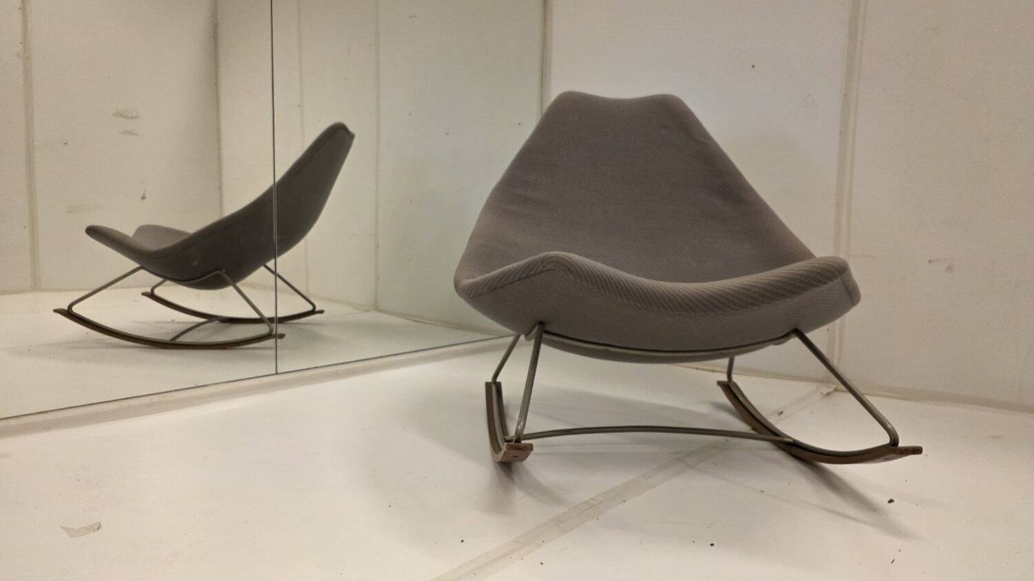 Geoffey Harcourt Rocking chair by Artifort