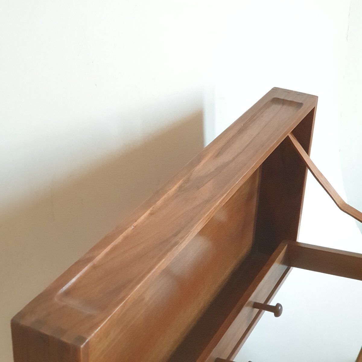 Scandinavian wall valet design by Adam Hof & Poul Østergaard