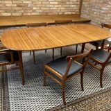 Table & chaises by Ole Wanscher, Poul Jeppesen, Danemark
