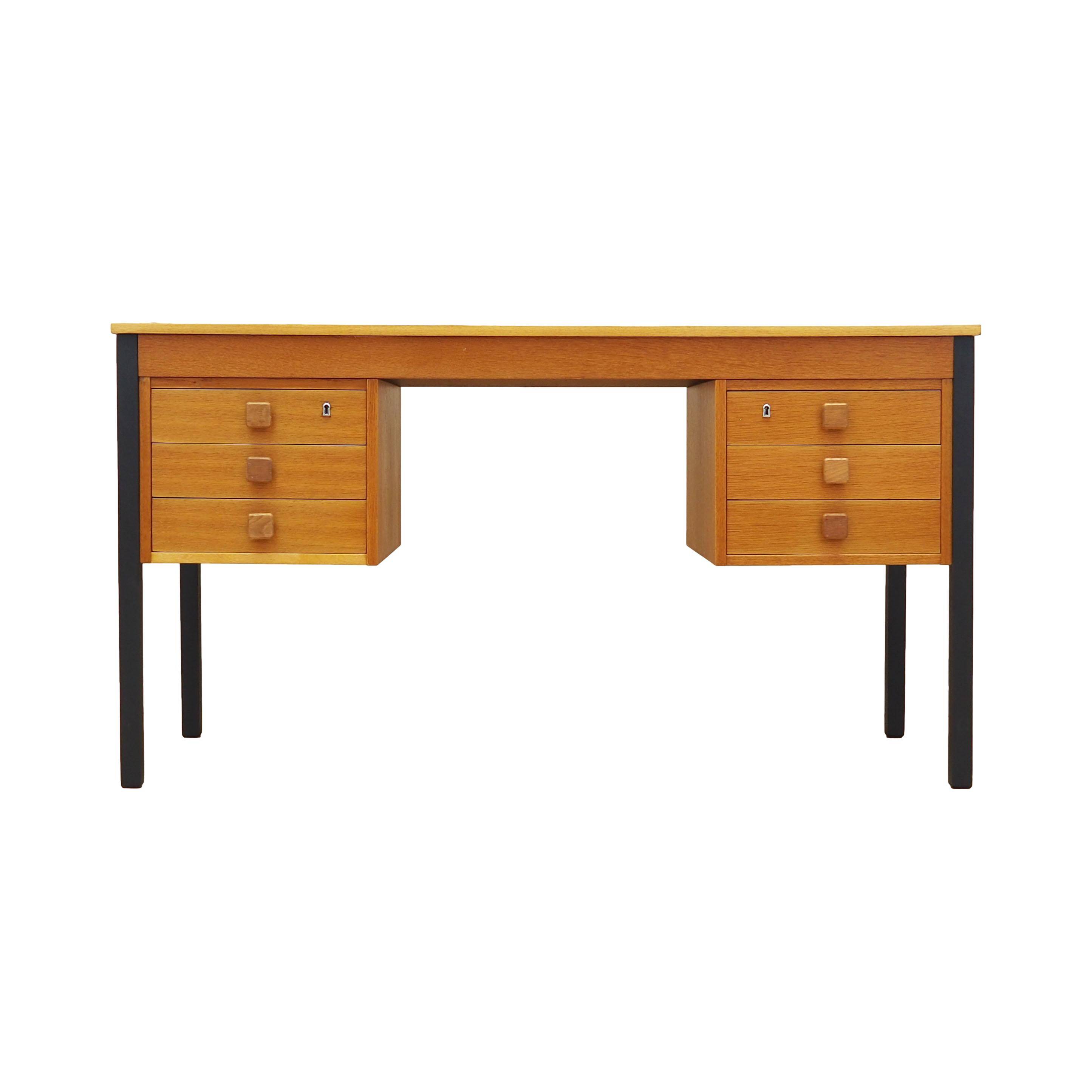 Ash desk, Danish design, 1970s, manufacturer: Domino Møbler