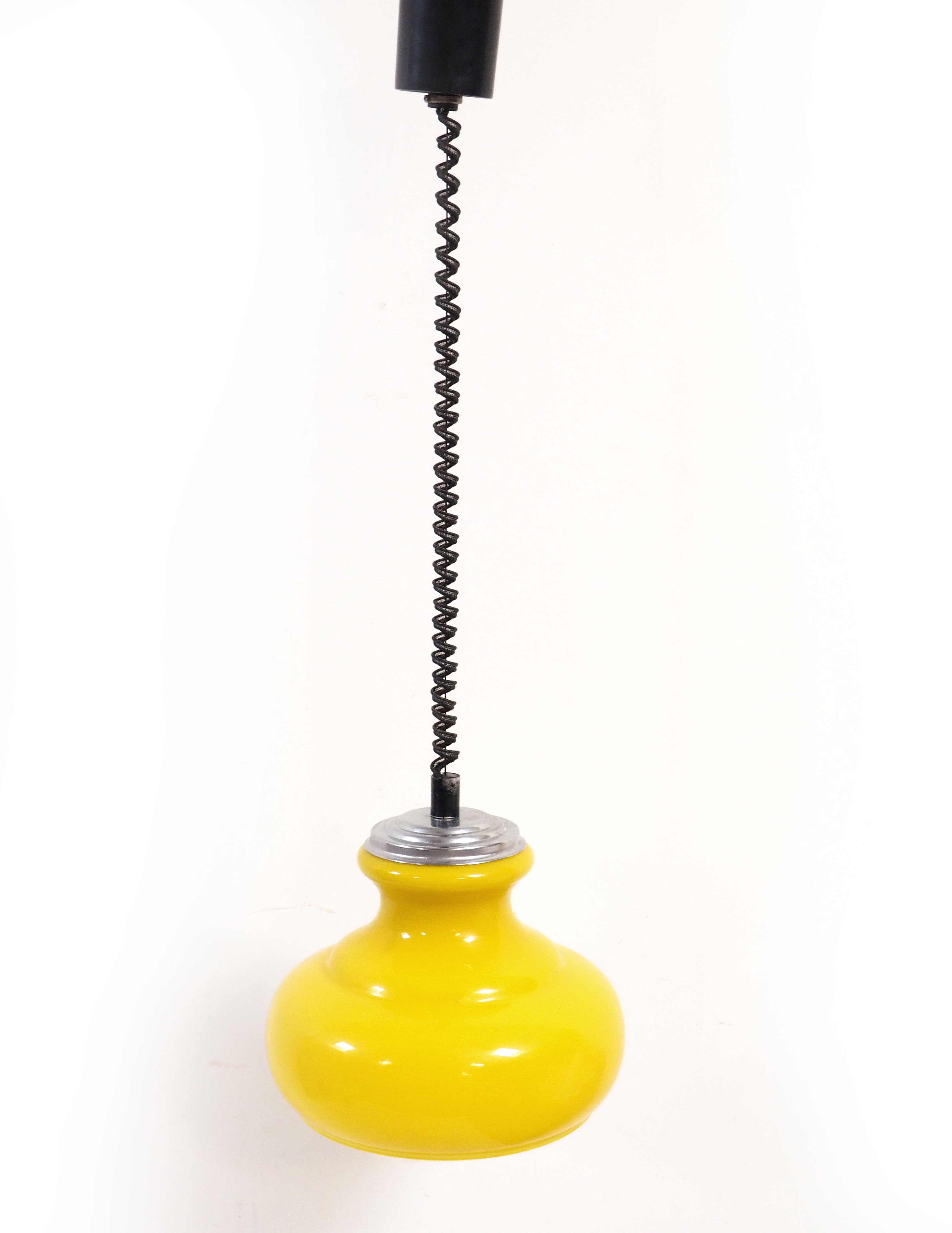 Extendable hanging lamp 60