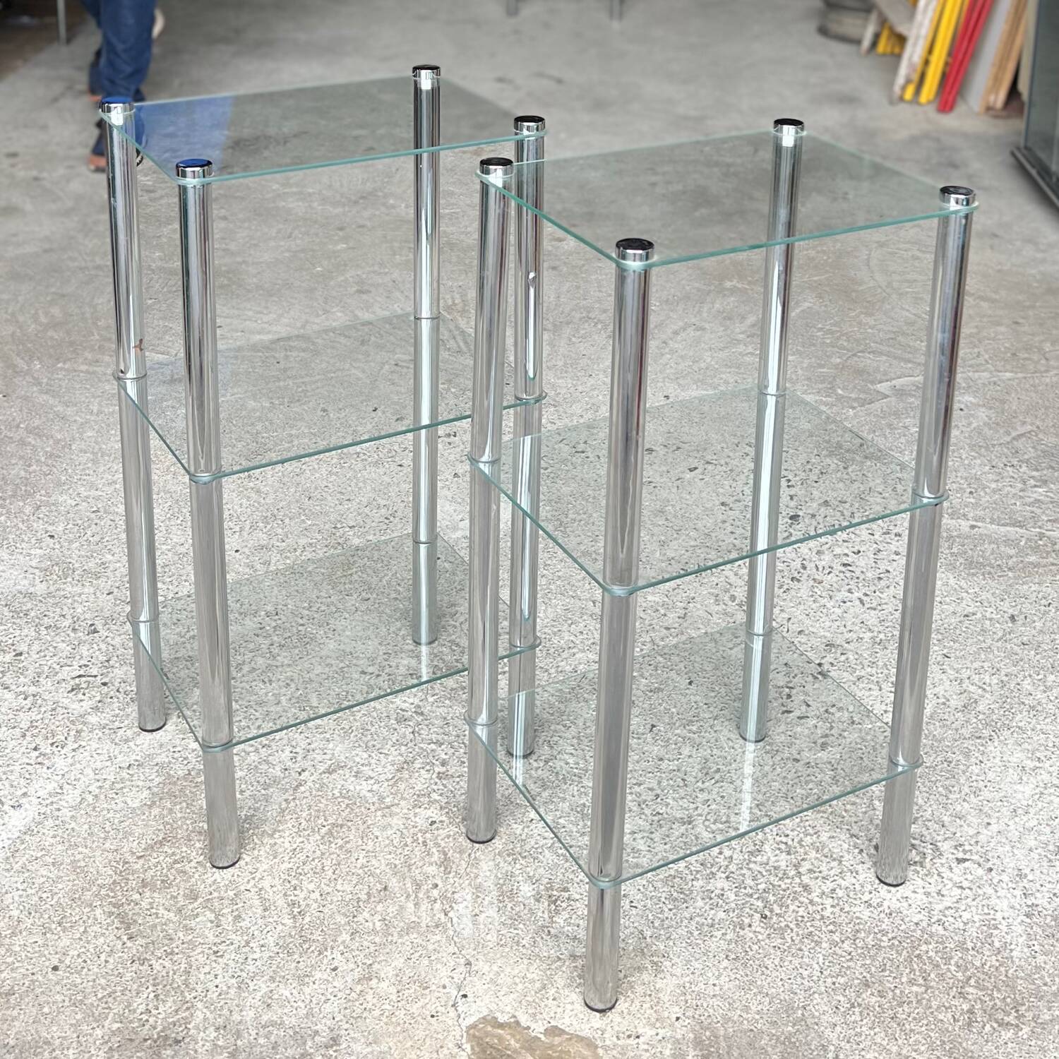 2 vintage 1980 rectangular sofa ends 3 translucent trays round tube