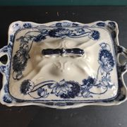 Set of 2 soup tureens, 19th century, Williams & Co. Crown china, Lily patte