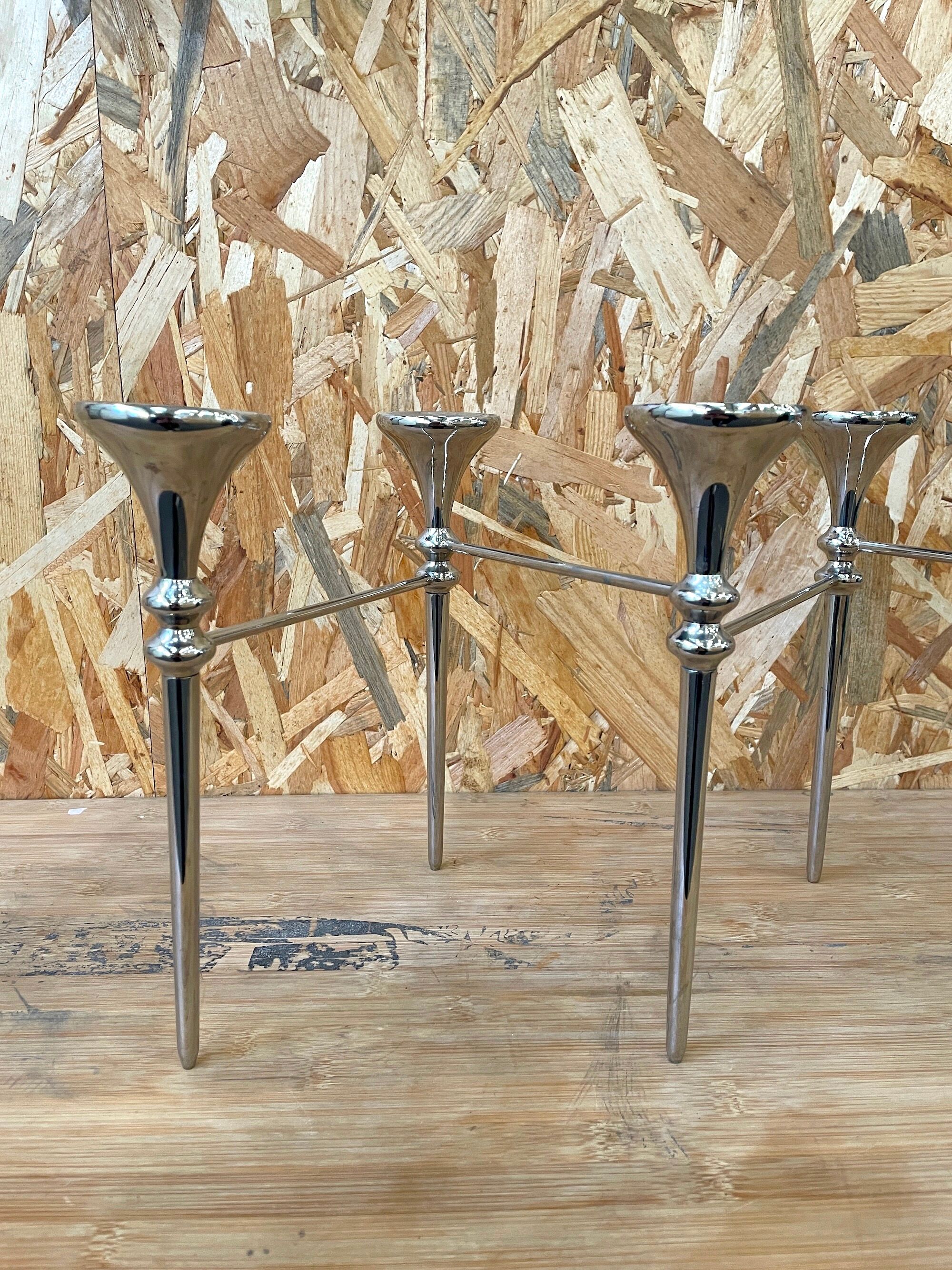 Chandelier en acier chromé articulé scandinave