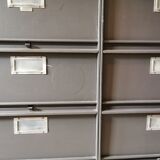 Industrial furniture with 10 metal lockers “Ronéo”