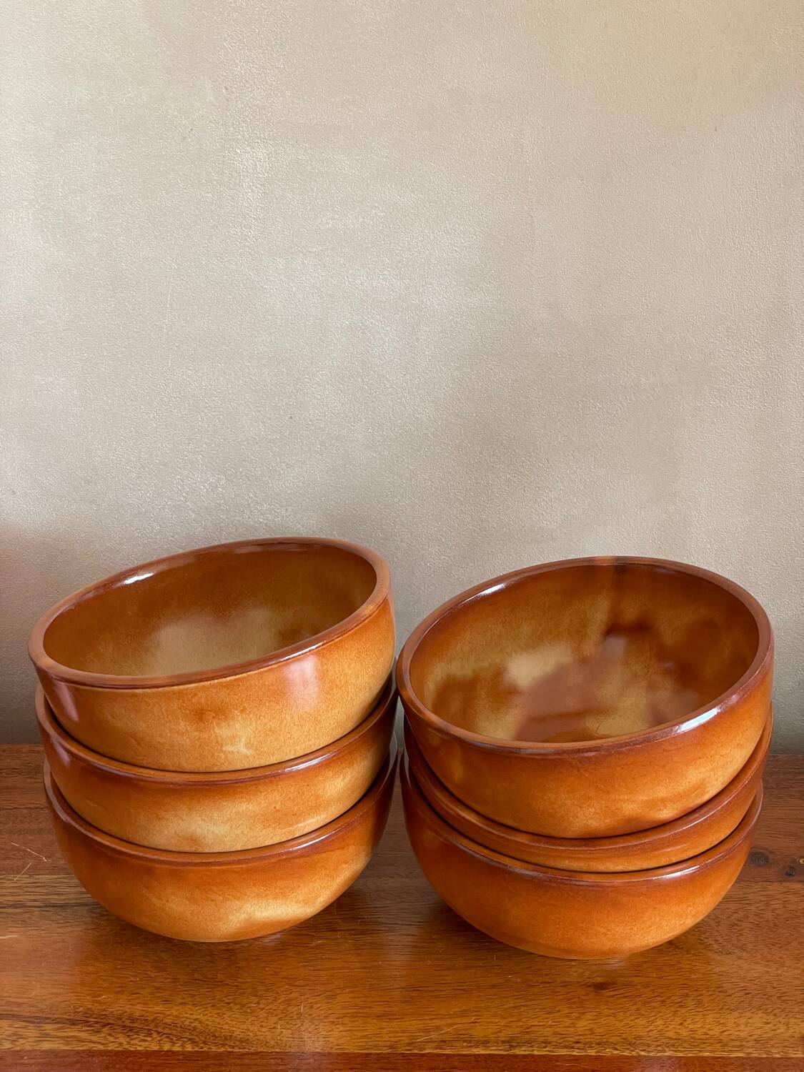 6 stoneware bowls
