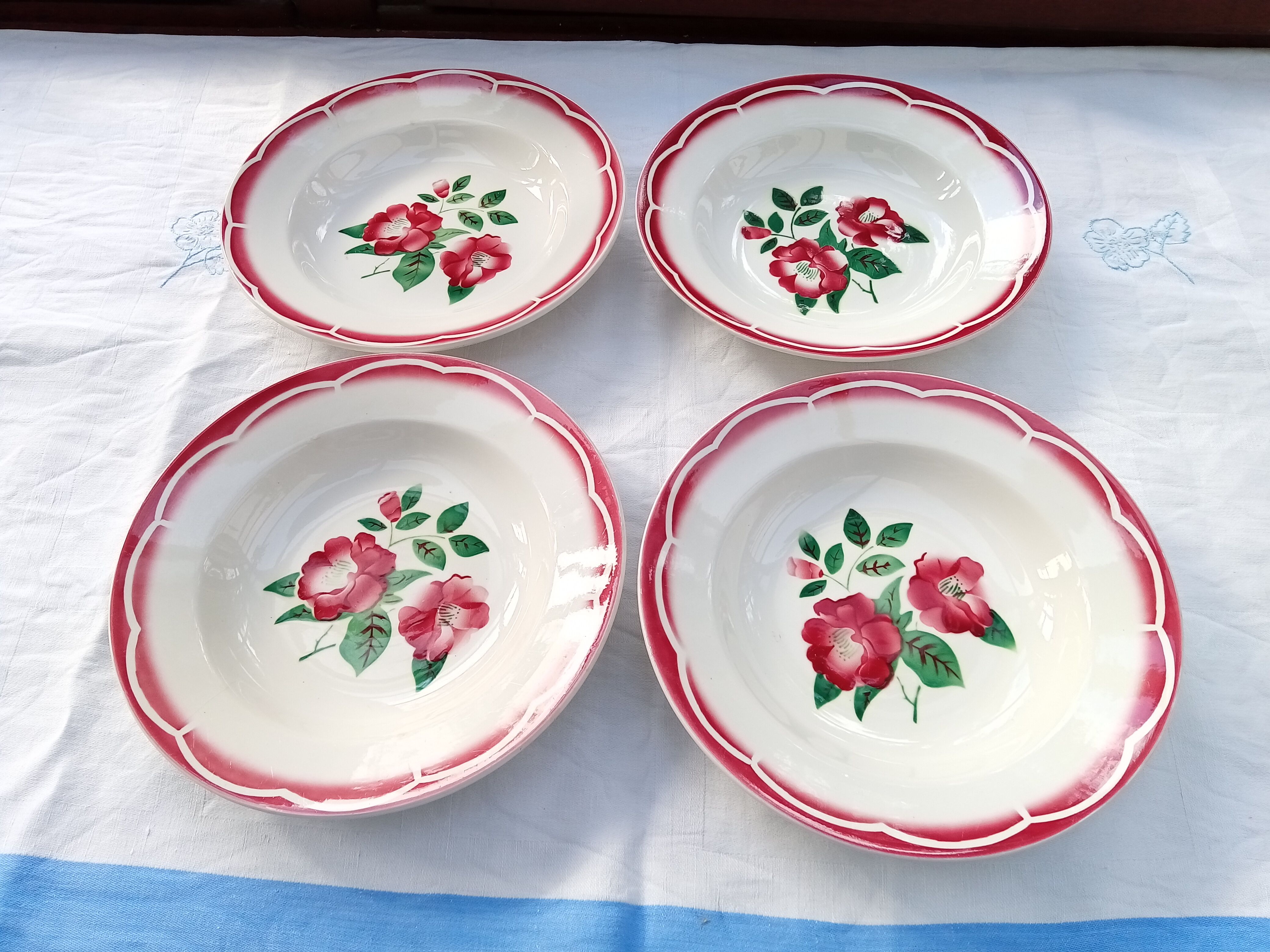 4 hollow plates Eden / Digoin