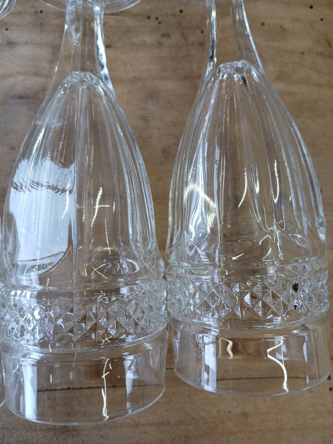 6 flutes in thick chiseled glass