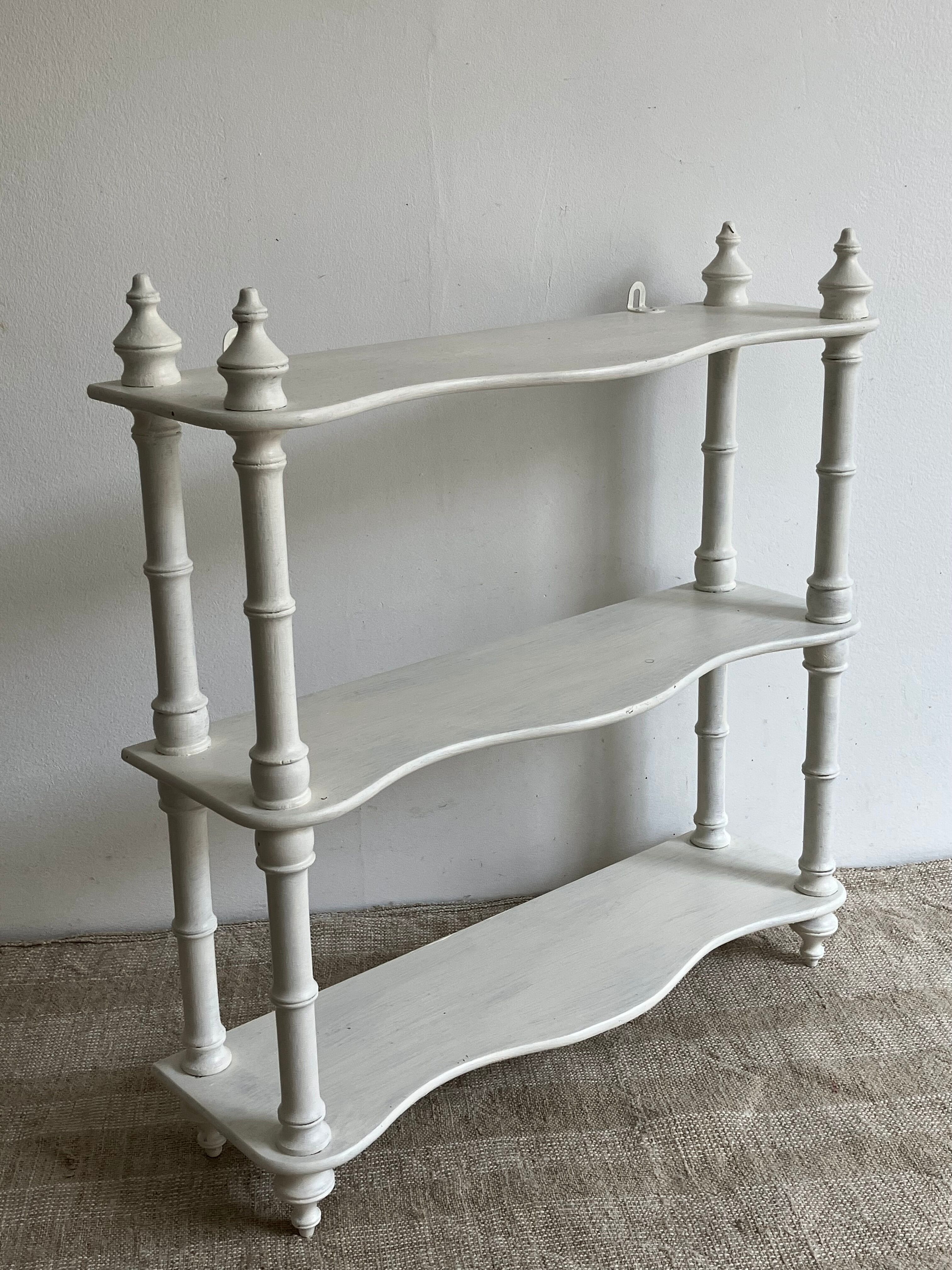 Small shelf, 3 levels