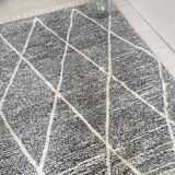 Tapis berbère béni ouarain véritable noir et blanc en laine