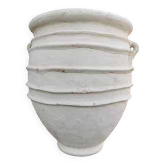 Tamgroute terracotta jar