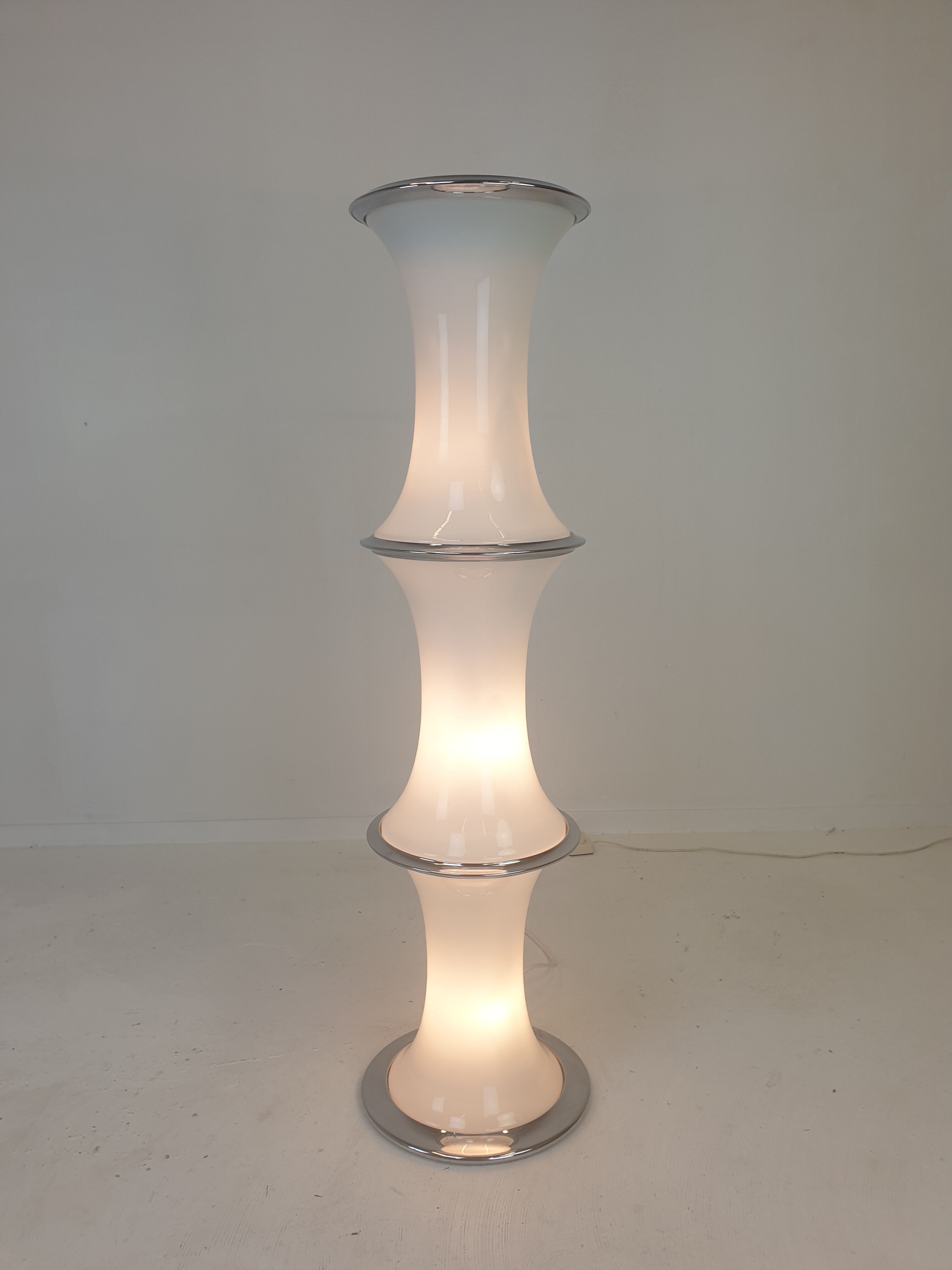 Bamboo floor lamp by Enrico Tronconi for Vistosi, 1970's