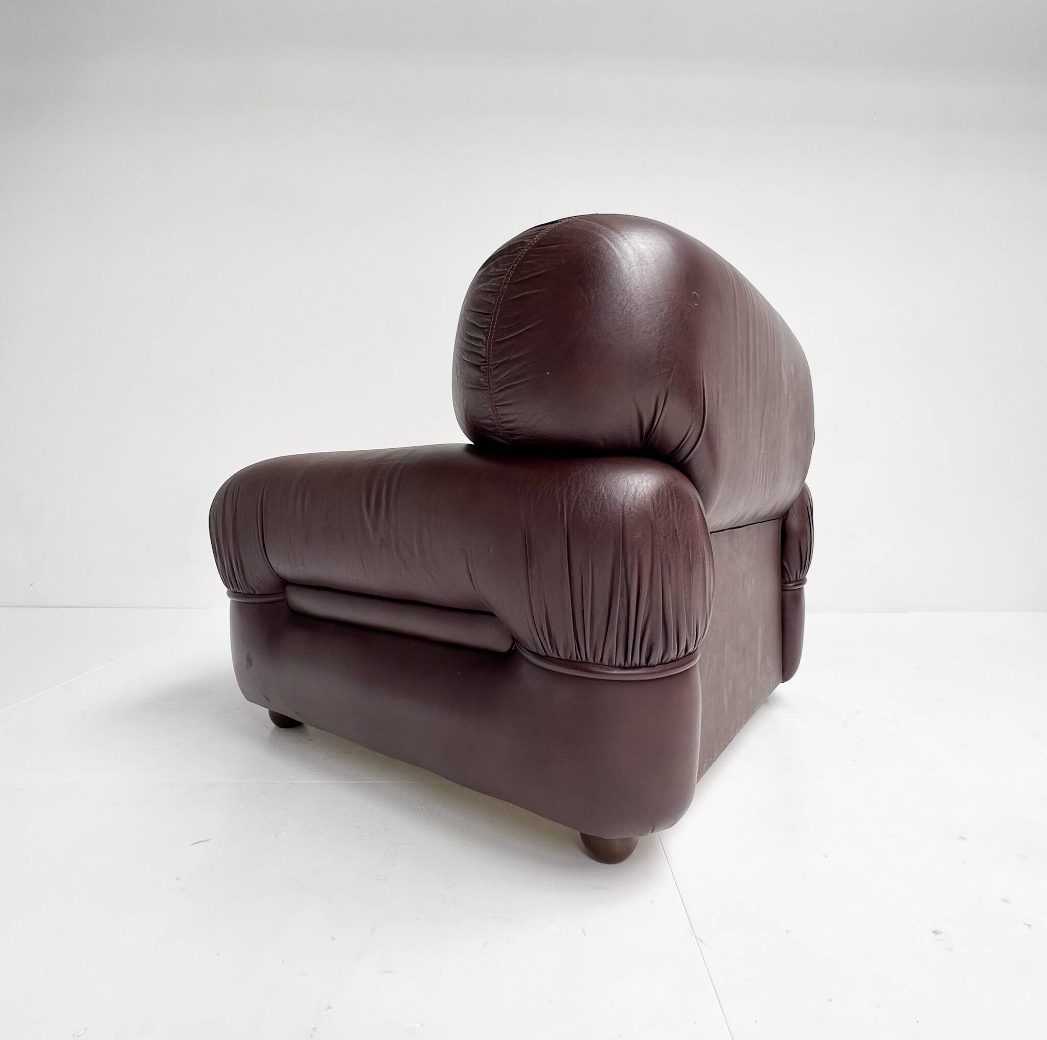 Italian lounge chair attributed to Sapporo, 1970s