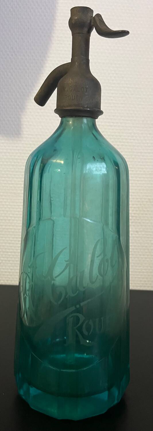 Set of Normandy region bistro siphons