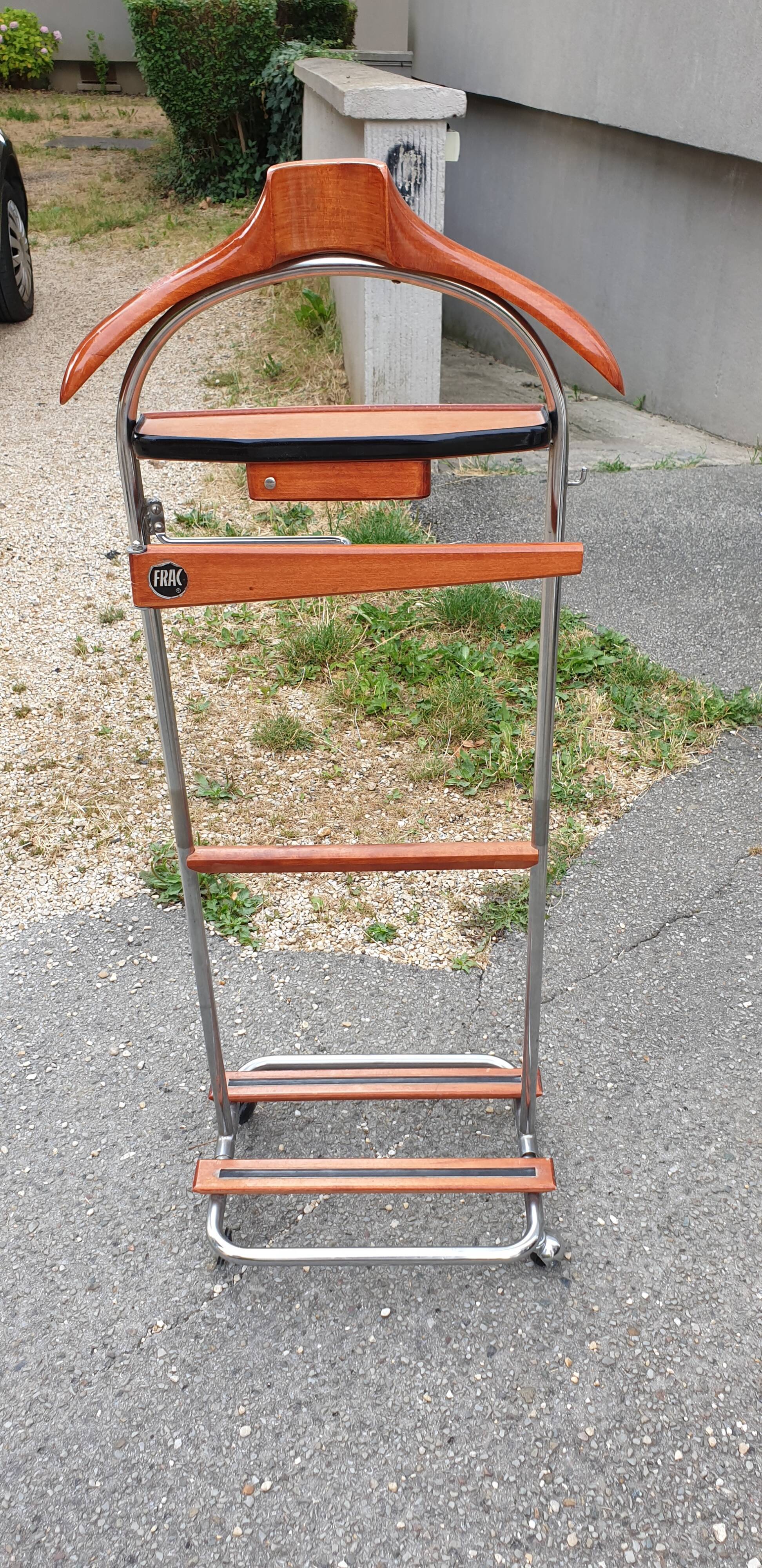 Vintage Frac Night Valet