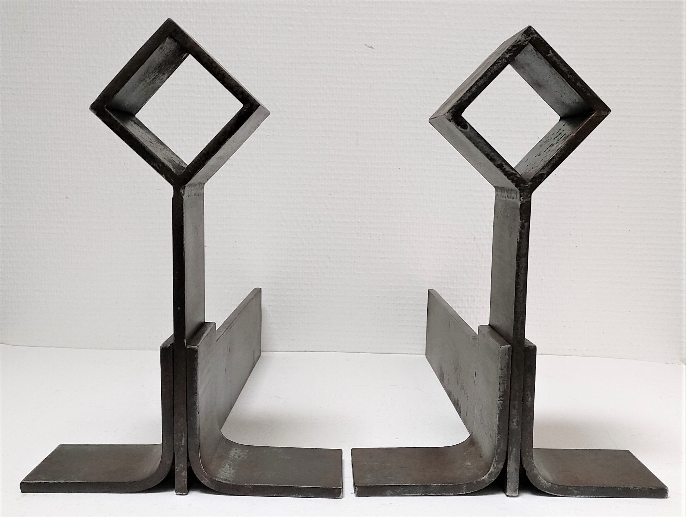 Paire de chenets modernistes acier design années 70/80
