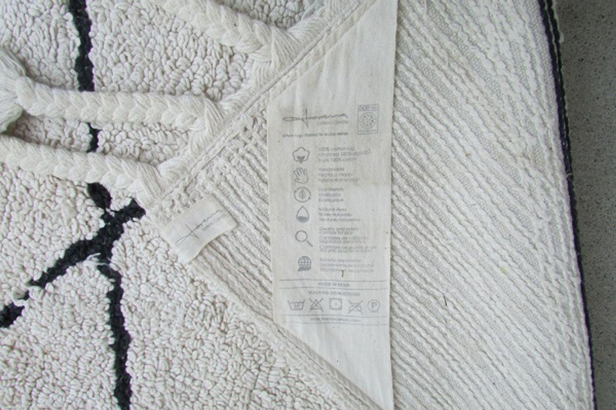 Berber cotton carpet, 200x140 cm