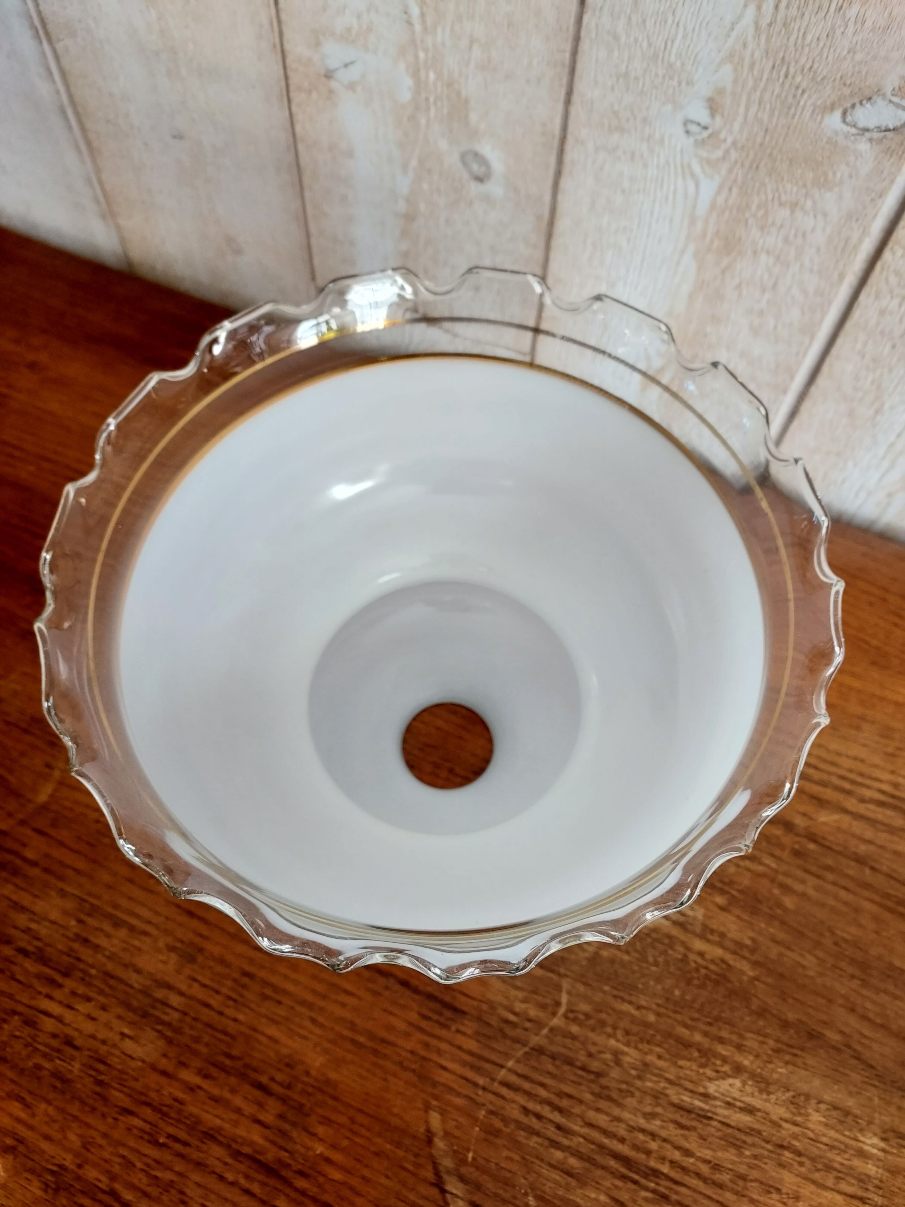 Abat jour opaline avec dorure